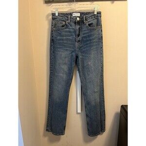 Zara Denim Medium Wash Style Straight Leg Boot Jeans Sz 6